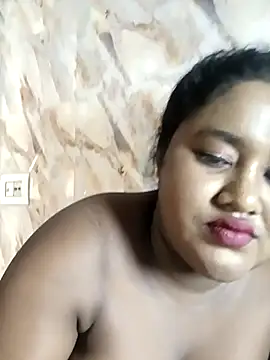 Snapshot of horny_diana chatting on 12/13/25, 07:53 horny diana online show from 12/13/25, 07:53