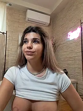 Bella Posh online show from 03/03/26, 07:03