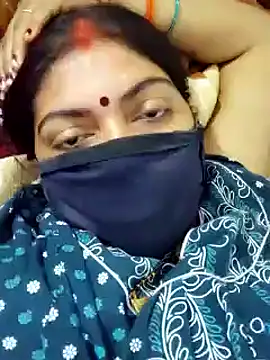 Snapshot of Rubiyaa77 chatting on 03/16/25, 05:28 Rubiyaa77 online show from 03/16/25, 05:28