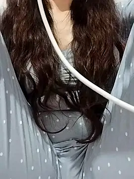 BUSE8821 online show from 12/04/25, 05:32