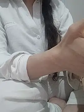 Snapshot of BUSE8821 chatting on 01/09/26, 09:16 BUSE8821 online show from 01/09/26, 09:16