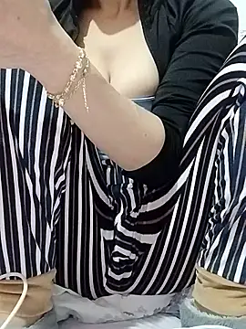 Snapshot of BUSE8821 chatting on 01/14/26, 02:50 BUSE8821 online show from 01/14/26, 02:50