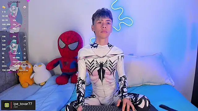 callum 77 online show from 11/05/25, 05:07