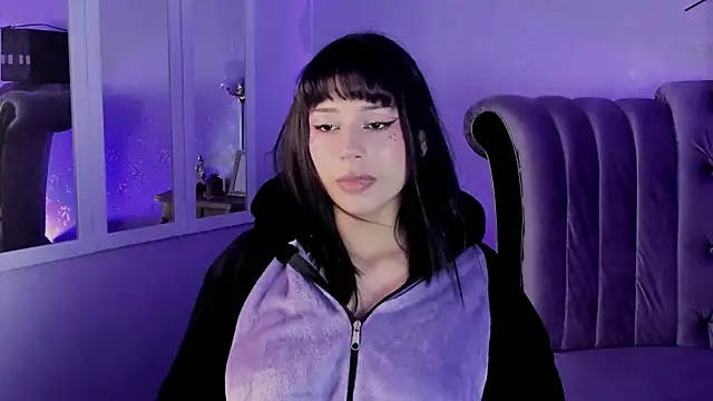 Seren Bleck online show from 10/01/25, 02:39