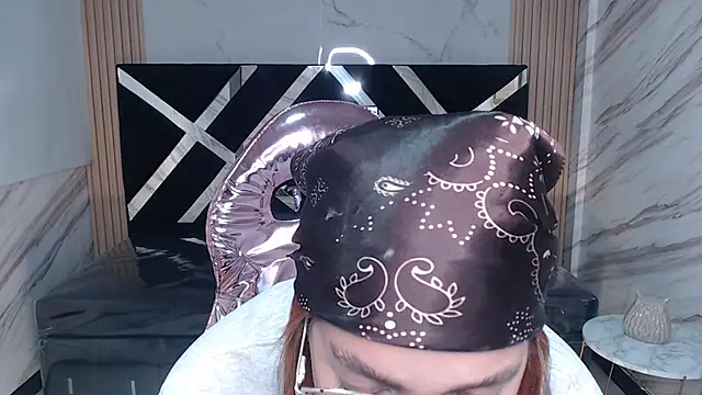 Snapshot of Angeles_v chatting on 03/07/25, 07:38 Angeles v online show from 03/07/25, 07:38