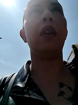 Megan-01- online show from 03/10/25, 02:59