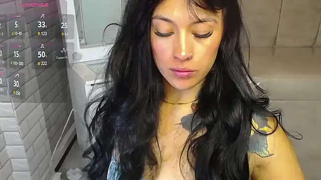 Isabella Collen v online show from 02/13/26, 01:07