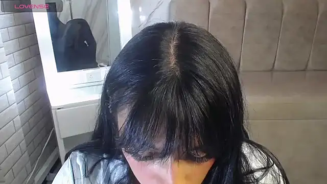 Isabella Collen v online show from 04/09/26, 01:05