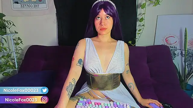 Snapshot of NicoleFox23_ chatting on 10/03/25, 09:50 NicoleFox23 online show from 10/03/25, 09:50