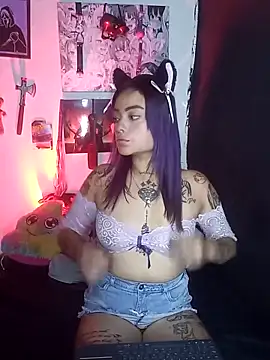 ChloeAllennn online show from 10/03/25, 11:07