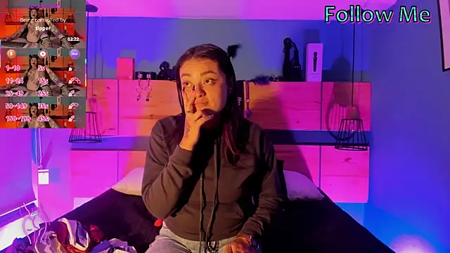 ChloeAllennn online show from 02/02/26, 11:20