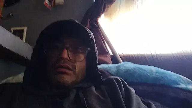 Mrpito7878 online show from 03/17/25, 08:19