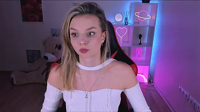 Snapshot of melissa_richardson chatting on 02/20/25, 08:25 melissa richardson online show from 02/20/25, 08:25