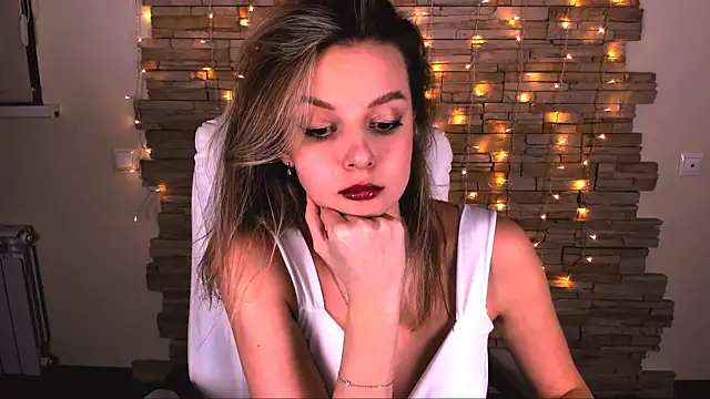 Snapshot of melissa_richardson chatting on 03/04/25, 12:22 melissa richardson online show from 03/04/25, 12:22