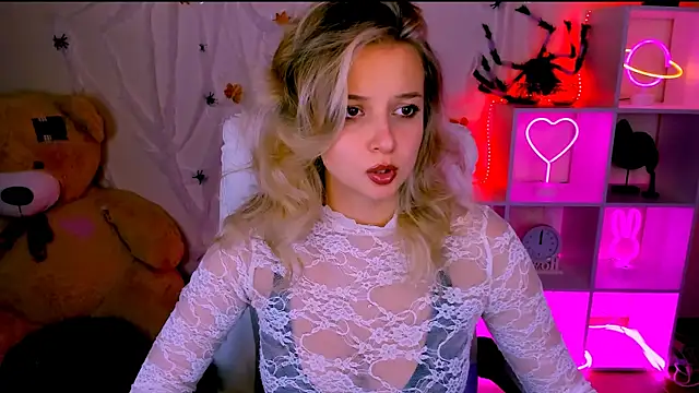 Snapshot of melissa_richardson chatting on 10/27/25, 04:22 melissa richardson online show from 10/27/25, 04:22