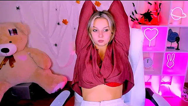 Snapshot of melissa_richardson chatting on 10/30/25, 12:50 melissa richardson online show from 10/30/25, 12:50