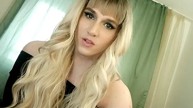 Snapshot of hellenspellman chatting on 03/06/25, 06:52 hellenspellman online show from 03/06/25, 06:52