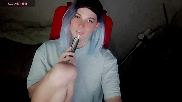 Snapshot of hellenspellman chatting on 10/25/25, 02:46 hellenspellman online show from 10/25/25, 02:46