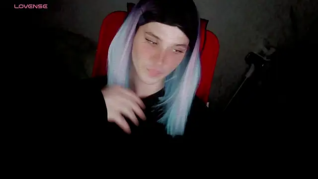 Snapshot of hellenspellman chatting on 10/27/25, 04:22 hellenspellman online show from 10/27/25, 04:22