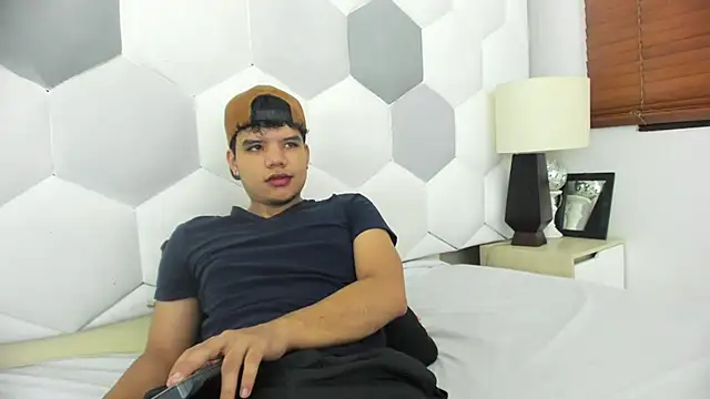 Axel Forte online show from 03/03/26, 01:06