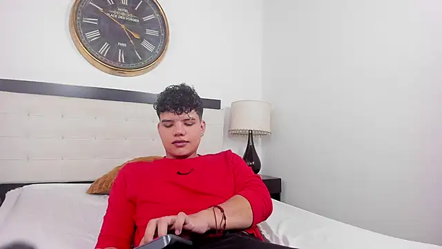 Axel Forte online show from 06/17/26, 02:18