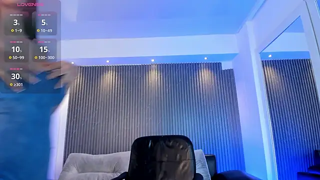 Ivaannaa  online show from 10/31/25, 02:07