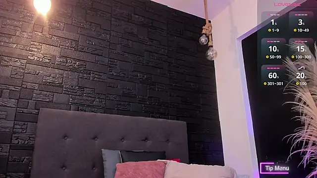 Snapshot of Maite_Smith_ chatting on 11/14/25, 04:22 Maite Smith online show from 11/14/25, 04:22