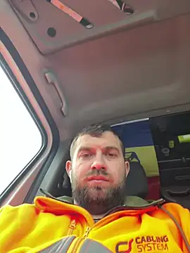 Snapshot of daniel21p chatting on 02/26/25, 08:15 daniel21p online show from 02/26/25, 08:15