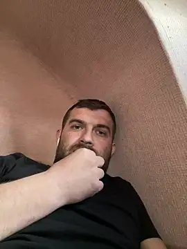 Snapshot of daniel21p chatting on 03/03/25, 03:20 daniel21p online show from 03/03/25, 03:20