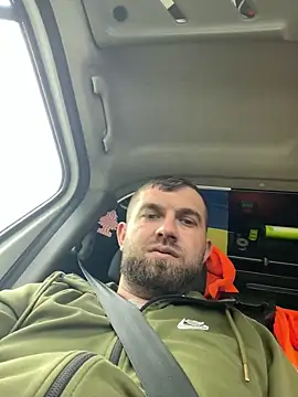 Snapshot of daniel21p chatting on 03/12/25, 03:18 daniel21p online show from 03/12/25, 03:18