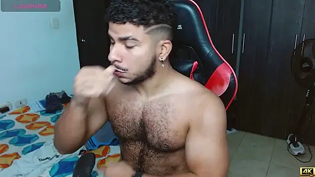 Javier Hot27 online show from 03/23/26, 03:49