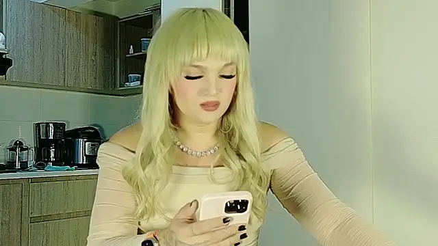 Snapshot of ScarletThompsonx chatting on 06/30/26, 12:00 ScarletThompsonx online show from 06/30/26, 12:00