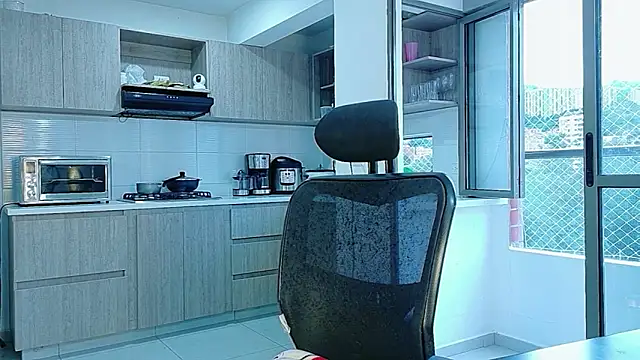 Snapshot of ScarletThompsonx chatting on 07/08/26, 11:09 ScarletThompsonx online show from 07/08/26, 11:09