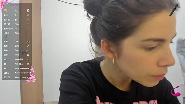 jessyegoldenn online show from 02/12/26, 08:37