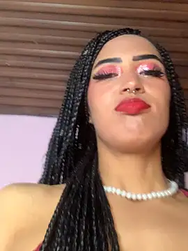 Snapshot of MichelleDiaz_Pink chatting on 03/02/25, 10:27 MichelleDiaz Pink online show from 03/02/25, 10:27