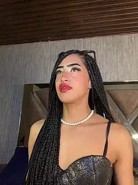 Snapshot of MichelleDiaz_Pink chatting on 03/23/25, 05:54 MichelleDiaz Pink online show from 03/23/25, 05:54