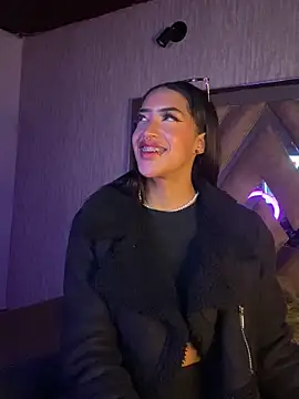 Snapshot of MichelleDiaz_Pink chatting on 11/09/25, 01:26 MichelleDiaz Pink online show from 11/09/25, 01:26