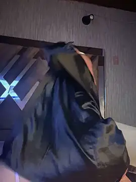 MichelleDiaz Pink online show from 11/14/25, 03:27