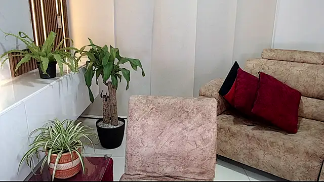 Snapshot of cod_dolll chatting on 11/25/25, 12:43 cod dolll online show from 11/25/25, 12:43