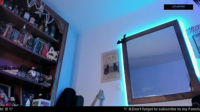 Hisato111 online show from 10/18/25, 12:28