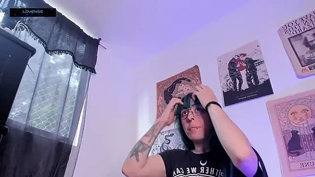 Hisato111 online show from 11/25/25, 01:33