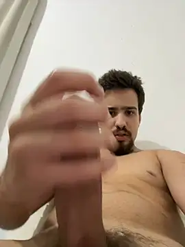 Snapshot of zJaulin chatting on 02/25/25, 12:58 zJaulin online show from 02/25/25, 12:58