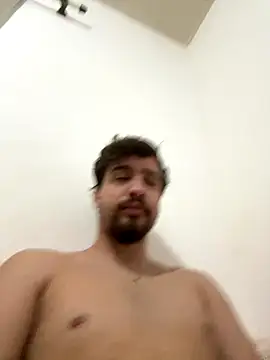 Snapshot of zJaulin chatting on 10/10/25, 05:23 zJaulin online show from 10/10/25, 05:23