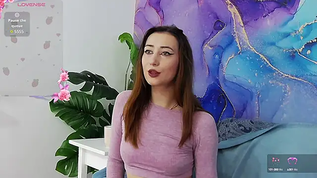 IsoldeBlis online show from 09/12/25, 04:45