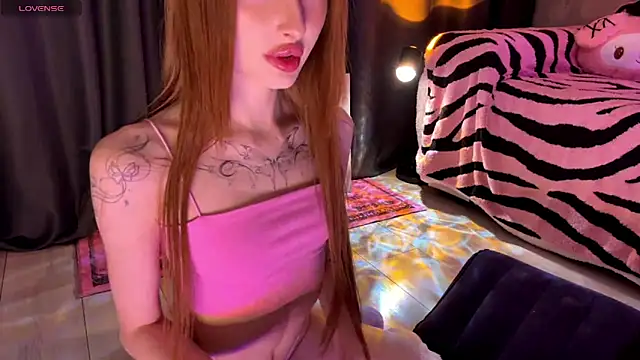 Adele kawaii online show from 05/04/26, 12:17