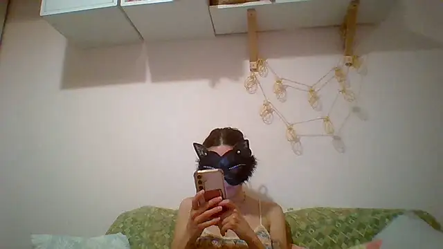 kittysissy online show from 06/17/26, 08:10