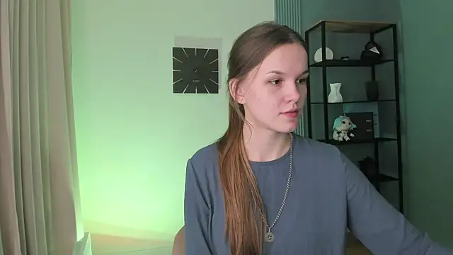 Snapshot of Amber_Rogers chatting on 03/08/25, 05:33 Amber Rogers online show from 03/08/25, 05:33