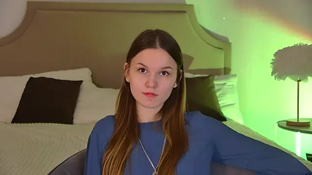 Snapshot of Amber_Rogers chatting on 03/19/25, 05:17 Amber Rogers online show from 03/19/25, 05:17