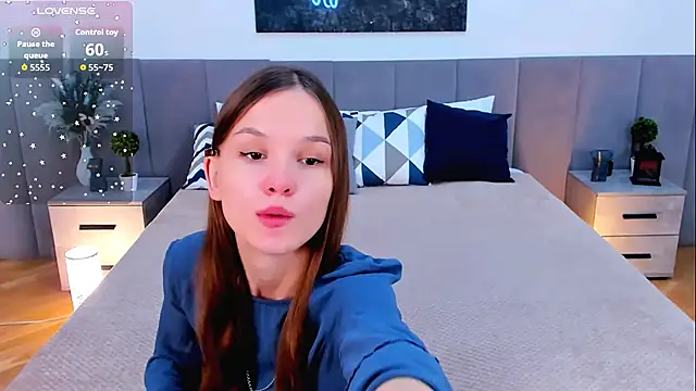 Snapshot of Amber_Rogers chatting on 10/22/25, 06:02 Amber Rogers online show from 10/22/25, 06:02