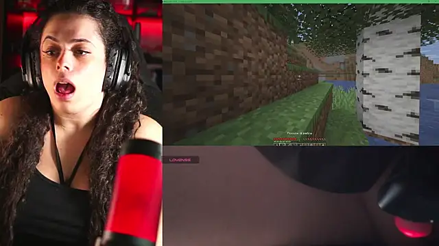 Snapshot of sharonurbex chatting on 03/03/26, 10:04 sharonurbex online show from 03/03/26, 10:04